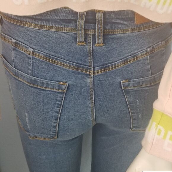 Blue Age Better Butt Jeans - Picture 6 of 11